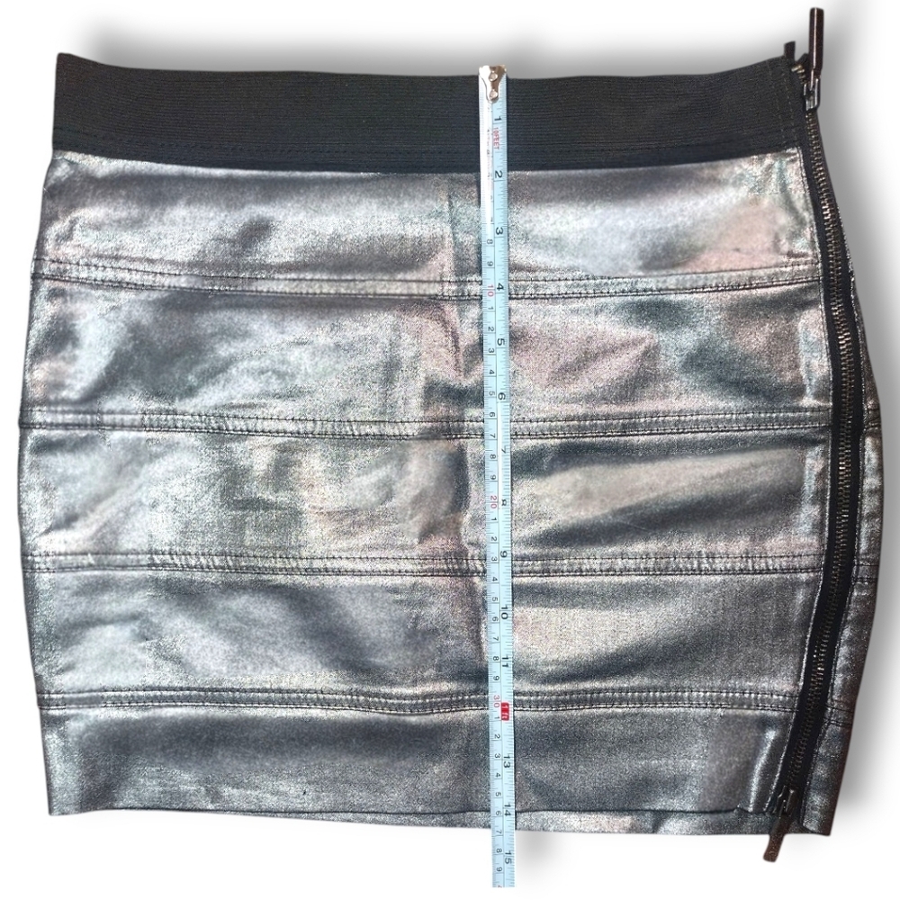 Armani Exchange Silver Mini Skirt |Size 0 | Full Side Zip | EUC - Picture 9 of 10